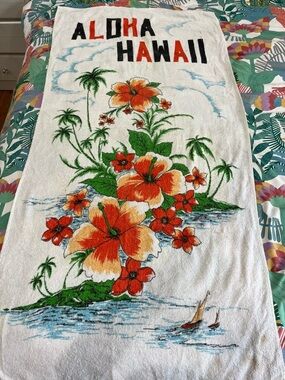 Vintage Aloha Hawaii Floral Beach Towel - Orange & Green